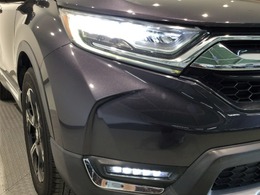 【LEDヘッドライト】ディスチャージヘッドライト（HID）と同等の明るさで、夜道や雨天走行が明るく視界良好！！　フォグライトも装備で、安心感さらにUPです♪安心ドライブを楽しんで下さい♪