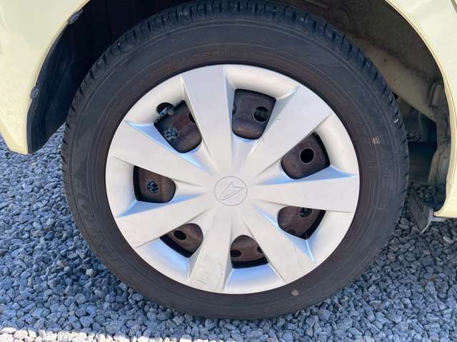 ご覧頂きありがとうございます。オンラインでお車を見ていただくことも可能ですので、まずは一度お問い合わせください！お問い合わせは、カーセンサーのフリーダイアル、メールで受け付けております！