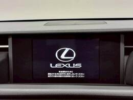 【純正ナビ】です。ミュージックサーバーやDVD再生等充実装備。