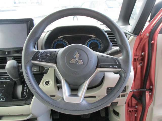 メンテナンスもお任せ下さい！三菱の専門スタッフがしっかりチェックさせて頂きます。