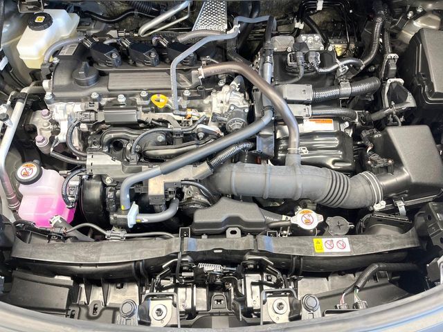 親切・丁寧な専門メカニックスタッフが応対！・車検・点検整備・事故等の修理などアフターサービスも安心。お車のカスタマイズもネクステージのサービススタッフまでご相談ください！