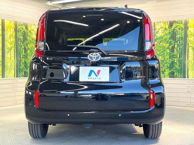 安心の最長10年・走行無制限保証（有償）をご用意。保証内容も充実はもちろん、無料点検＆オイル交換や、年中無休の全国・24時間ロードサービスも付帯されておりますのでご安心下さい。