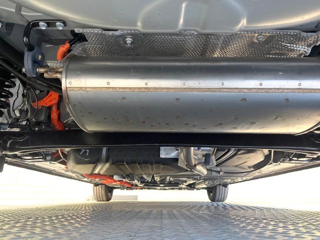 下回りがきれいなうちに、防錆加工の施工がオススメ。降雪地域はもちろん、沿岸部にお住いの方や、趣味でマリン・ウィンタースポーツをされる方にご好評いただいております。