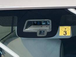 【スズキ　セーフティサポート】走行中に前方の車両等を認識し、衝突しそうな時は警報とブレーキで衝突回避と被害軽減をアシスト。より安全にドライブをお楽しみいただけます。