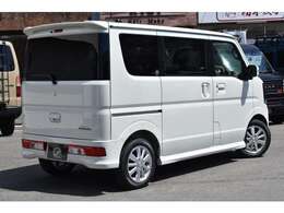 過去製作車両や新車コンプリートの内容は当社HPよりご確認がいただけます！お客様のご要望に合わせた一台を製作しておりますので個性的な車両がご覧いただけます！カスタムの参考にいただければ幸いです！