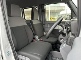 「この車の写真をもっと見たい」「状態が気になる」「この装備はついている？」どんな小さな疑問でもお気軽にお問い合わせください！