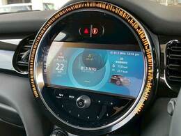 先進のBMW　タッチパッド付きi-driveとほぼ同性能のHDDナビゲーションになります。USBインターフェースやブルートゥースオーディオなど様々な先進機能をお楽しみいただけます。