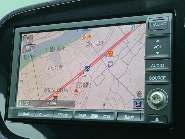 WECARSの店舗にはキッズコーナーがございます！お子様連れのお客様もごゆっくり車選びをお楽しみいただける空間です！