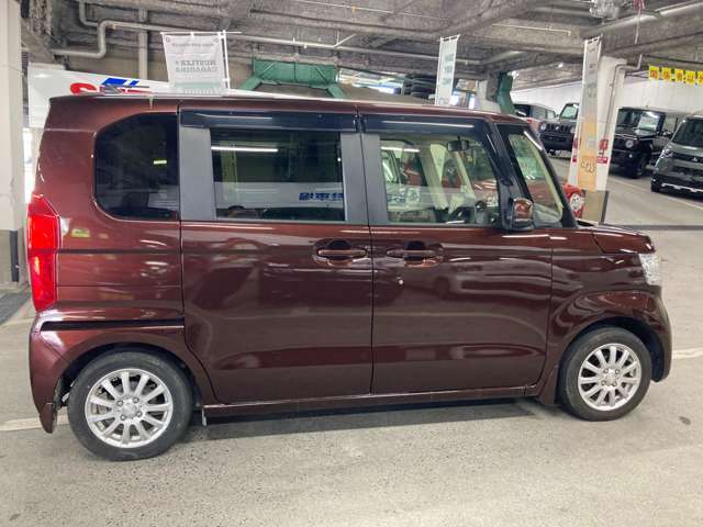 当店では、オールメーカー・オールカラーの新車・届出済み未使用車を取り揃えております。
