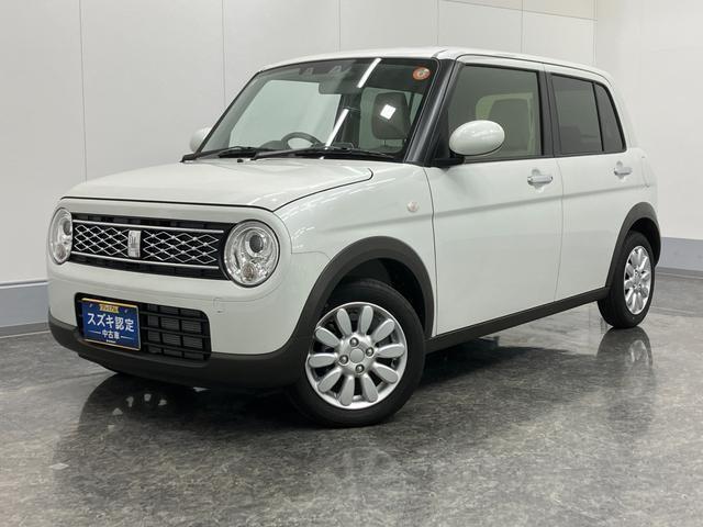 ロゴやエンブレム、メーター演出などにうさぎのモチーフがふんだんに使われていて、遊び心満載！