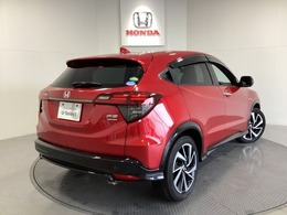 【Honda認定中古車 U-Select】　は3つの安心をお約束します。　1　Hondaのプロが整備した安心。 2　第三者機関がチェックした安心。　3　購入後もHondaが保証する安心。