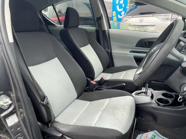 運転席シートシミあります！