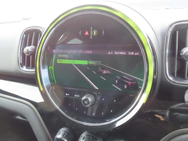 衝突警告、衝突軽減ブレーキが付いていますが、作動条件等ありますので過信は禁物です。