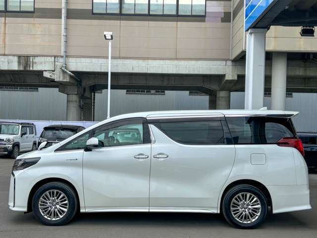 ご納車前のボディガラスコーティングやポリマーコーティングも専門の業者が常駐しておりクオリティの高いコーティングを低価格にてご提供しております♪下廻りの防錆塗装【鎧】も施行可能ですのでご相談下さい♪