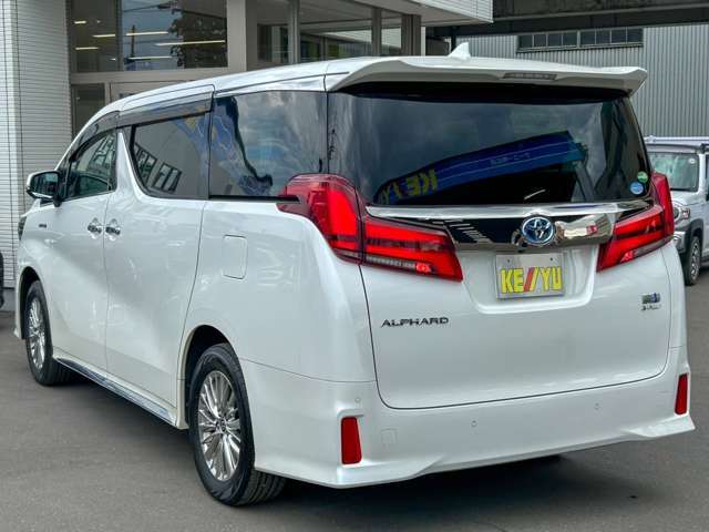 関東・関西方面より直入庫多数！北陸地方にて使用している車両に比べ、「下回りの錆」「走行距離」は段違い！高品質に自信あり♪