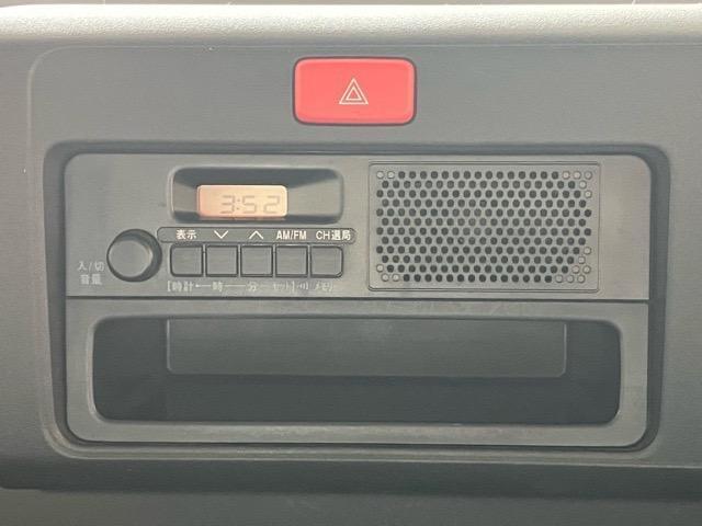 AM/FMラジオ付いています！お仕事に役立つ情報をすばやく入手できますね＾＾