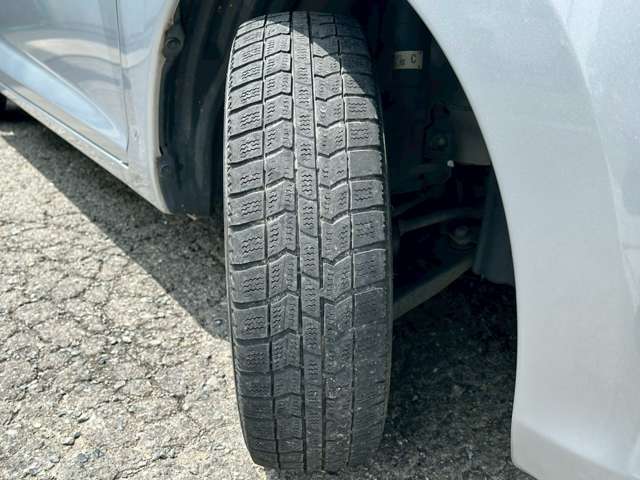 当店に在庫ある車輛では、ご検討中の装備品などが装備されていない場合などが御座いましたら、商品により後から取付れる部品もありますので、一度当店へご相談をお待ちしております！