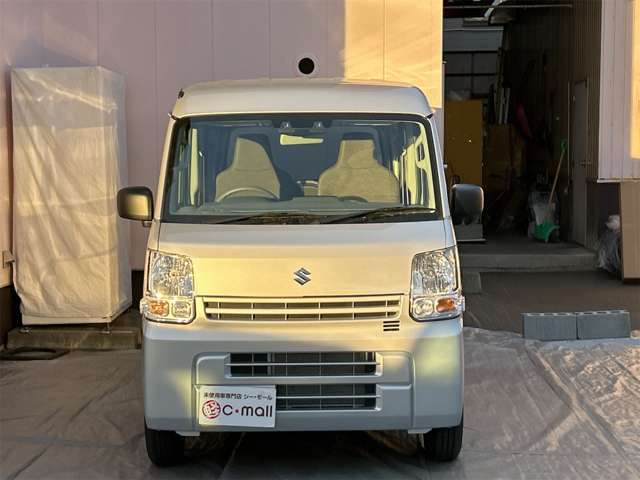 ☆★☆★当社は自社指定整備工場も完備しており、納車前整備や一般車検・点検など、お客様が安心して長くお使い頂ける様にメンテナンス面に対して細かく整備しております。ご納車もご安心下さい☆★☆★