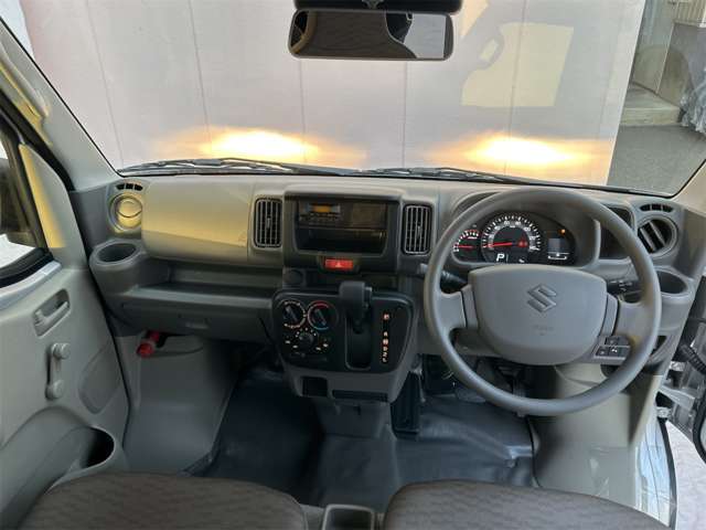 ☆★☆★道東最大級の届出済未使用車専門店シーモールです！！オールメーカーの取り扱いで、約200台の在庫車の中から気に入る1台を当店スタッフと一緒に選びませんか？？☆★☆★