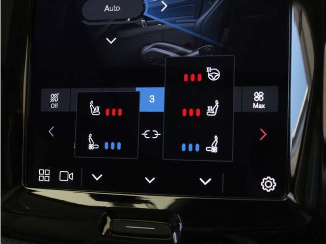 Google搭載によりさまざまな機能をハンズフリー操作できます。フロントにはシートヒーター＆シートエアコン、ステアリングホイールヒーターを装備！北欧スウェーデン発祥のブランドならではのオプションです。