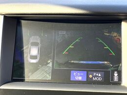 【アラウンドビューモニター】専用のカメラにより、上から見下ろしたような視点で360度クルマの周囲を確認することができます☆死角部分も確認しやすく、狭い場所での切り返しや駐車もスムーズに行えます。