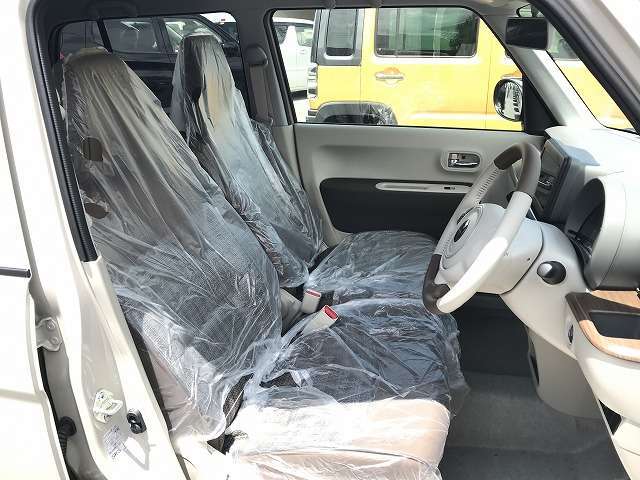 ホイールやタイヤなどのお手入れのご相談も可能です！ご購入頂いたお車を綺麗にお乗り頂けるようにサポートいたします！