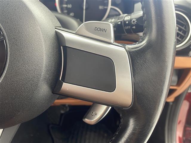【運転席操作部】快適なドライブを楽しむための機能が装備されています！運転席から触れるので、使いやすいです！除菌プランいれていただくと、さらに清潔で安心していただけます！