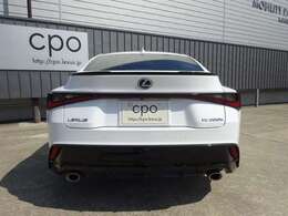 メンテナンスパック付帯。ご購入後の定期点検12ヶ月点検1回を無償で実施させて頂きます。（レクサス金沢駅西へのご入庫）