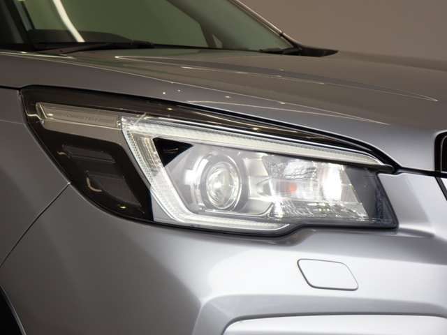 当店はVTホールディングス（東証プライム上場）グループの中古車販売店として、弊社保有のレンタカーアップ車両だけではなく、【車両状態を厳選した】オークション仕入れ車両も販売をしております。