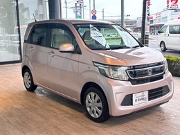 とてもキレイなカラーとなっております。ぜひ現車にてご確認くださいませ