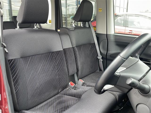 気になる車はすぐにお問い合わせください！画面右側の0066から始まる無料ダイヤルからお問い合わせ下さい！専門スタッフがお車のご質問にお答えいたします！