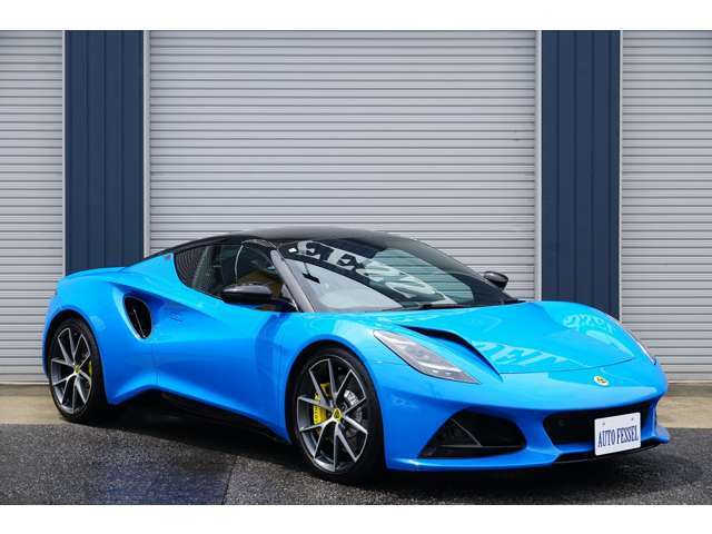 ロータス　エミーラ　V6　ファーストエディション　1オーナー　正規ディーラー車　右ハンドル　外装：セネカブルー　内装：ブラックアルカンターラ+イエローステッチ