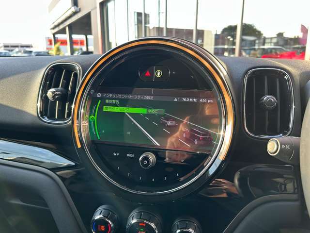 衝突警告、衝突軽減ブレーキが付いていますが、作動条件等ありますので過信は禁物です。