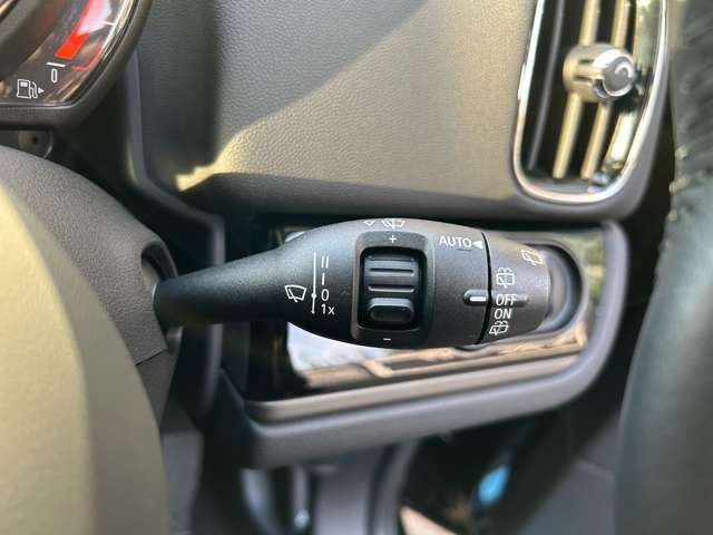 レインセンサー装備しておりますので雨量によって動きます！