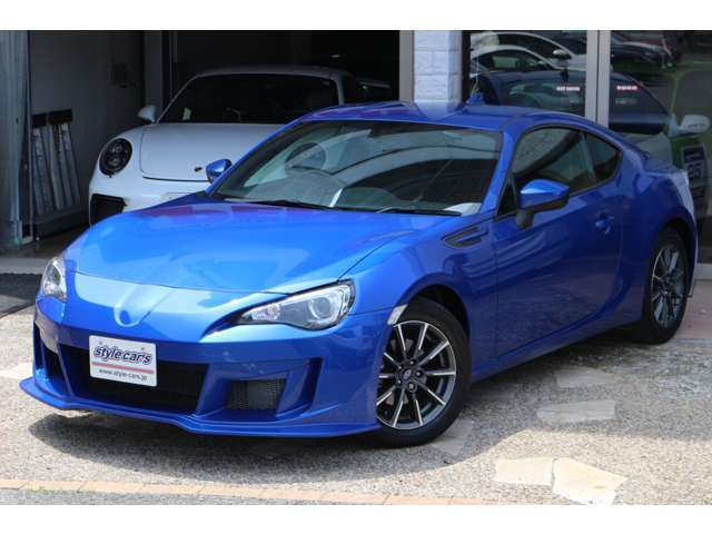 ☆エアロテックジャパン製フロントバンパーでさらにかっこよく！【ZC6-BRZ】入庫しました！鮮やかなWRブルーが美しく、カスタムバンパーで他のBRZに差をつける！全体的な状態のいい一台です！