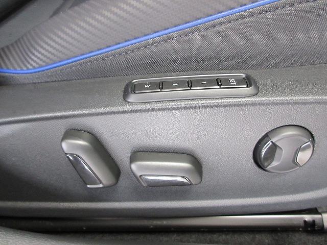 シートメモリー機能付きでございます。