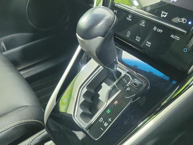 お車に合わせて無料保証以外にも、保証範囲、期間、距離を拡充させた有料保証もご用意しております！中古車の購入が初めてで不安・・・というお客様もご安心ください！