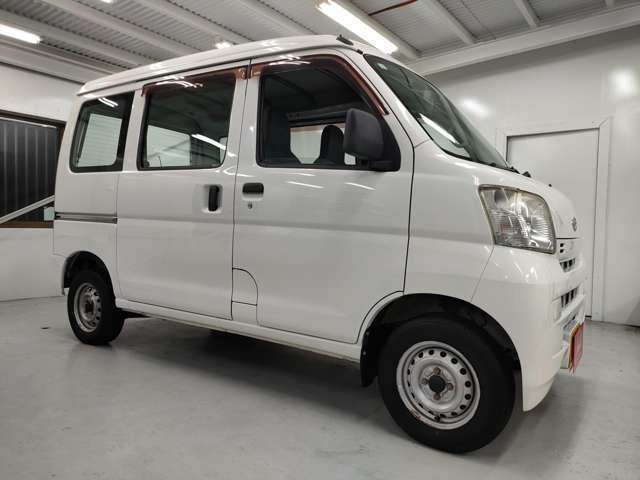 【どんなことでもお気軽に】　車には色々な分野があります。整備・保険・板金・電装etc　創業22年の当社には様々な経験とノウハウがございます。お客様のカーライフを、すべて当店にお任せいただければ幸いです