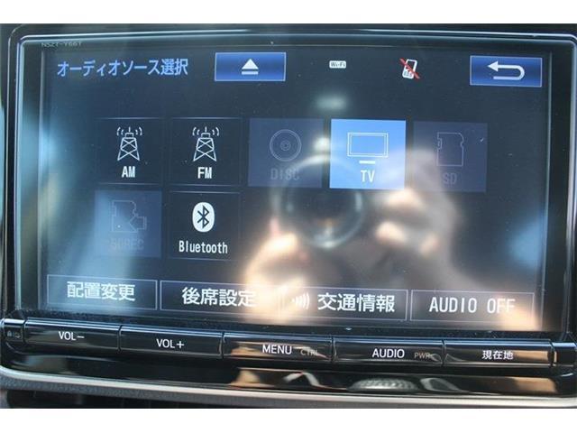 大好評のボディコーティング「ハイモースコート」もご納車までに施工可能。雨染みや線傷など中古車だからと諦めていませんか？ピカピカの状態でお乗り出しいただけます。