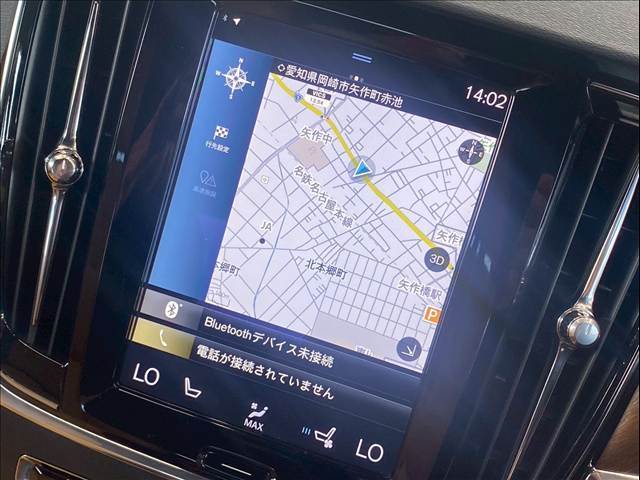 純正マルチナビゲーションを装備♪