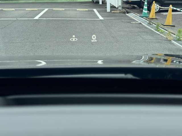 当店試乗車　距離少なめ　新車保証あり　おすすめの一台です♪