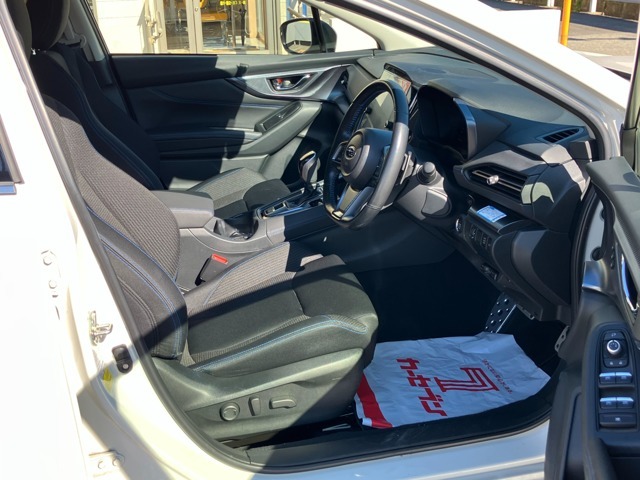 【充実した保証と質の高い整備】中古車は納車前の質の高い整備とメンテナンスが非常に重要です。幅広い保証はもちろん「新車感覚でお乗りいただける」よう、研修をうけた質の高い整備を納車前に実施しています☆