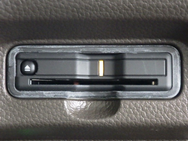 ★ETC搭載★ お出かけには今や欠かせなくなってきましたETC装備で、高速道路の利用もスマートに！料金所もスイスイ通過⇒快適ドライブにかかせないアイテムです☆