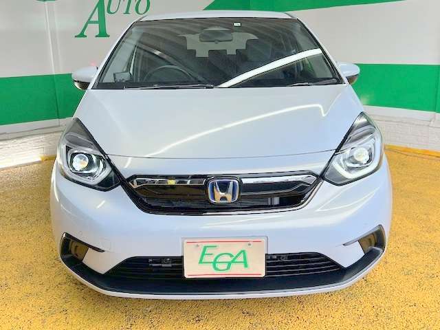 自動衝突被害軽減ブレーキ搭載車です！障害物センサーも付いてます！