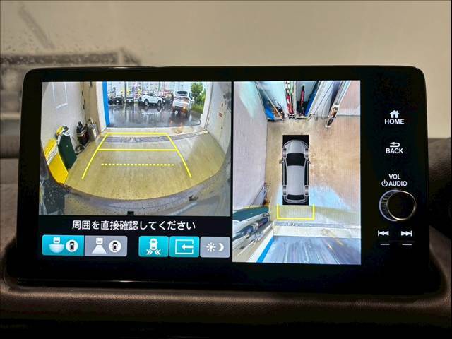 【アラウンドビューモニター】を装備で駐車が苦手な方でも安心です。