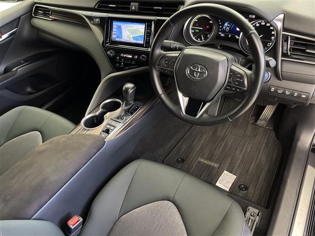 【インパネ全体】全方位で視界が広く、高い目線で運転もしやすいです！