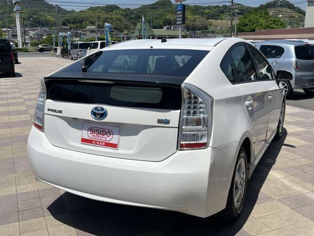 県外販売についても販売から納車までの実績がございますので遠方の方もご安心してご検討いただけます。