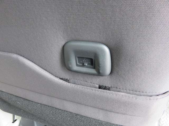 後席の充電用のUSB端子が付いています。