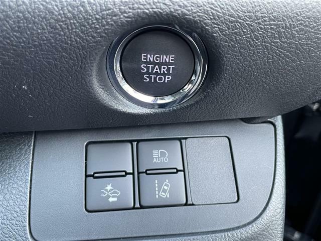 【プッシュエンジンスタート】鍵を挿さずにポケットに入れたまま鍵の開閉、エンジンの始動まで行えます！