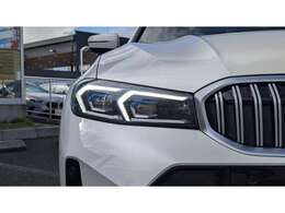 LEDヘッドライト装備です。かなり明るく夜間の視界が開けます。見た目もクールです！